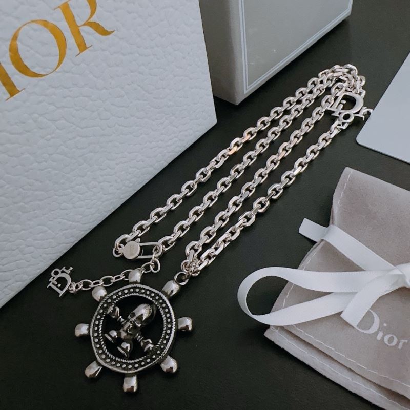 chr1st1an D10r necklaces